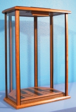 Click for Custom Fine Art Display Cases